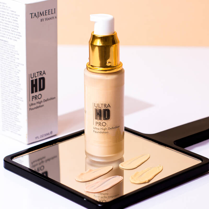 Ultra HD Pro Luminous Foundation close-up